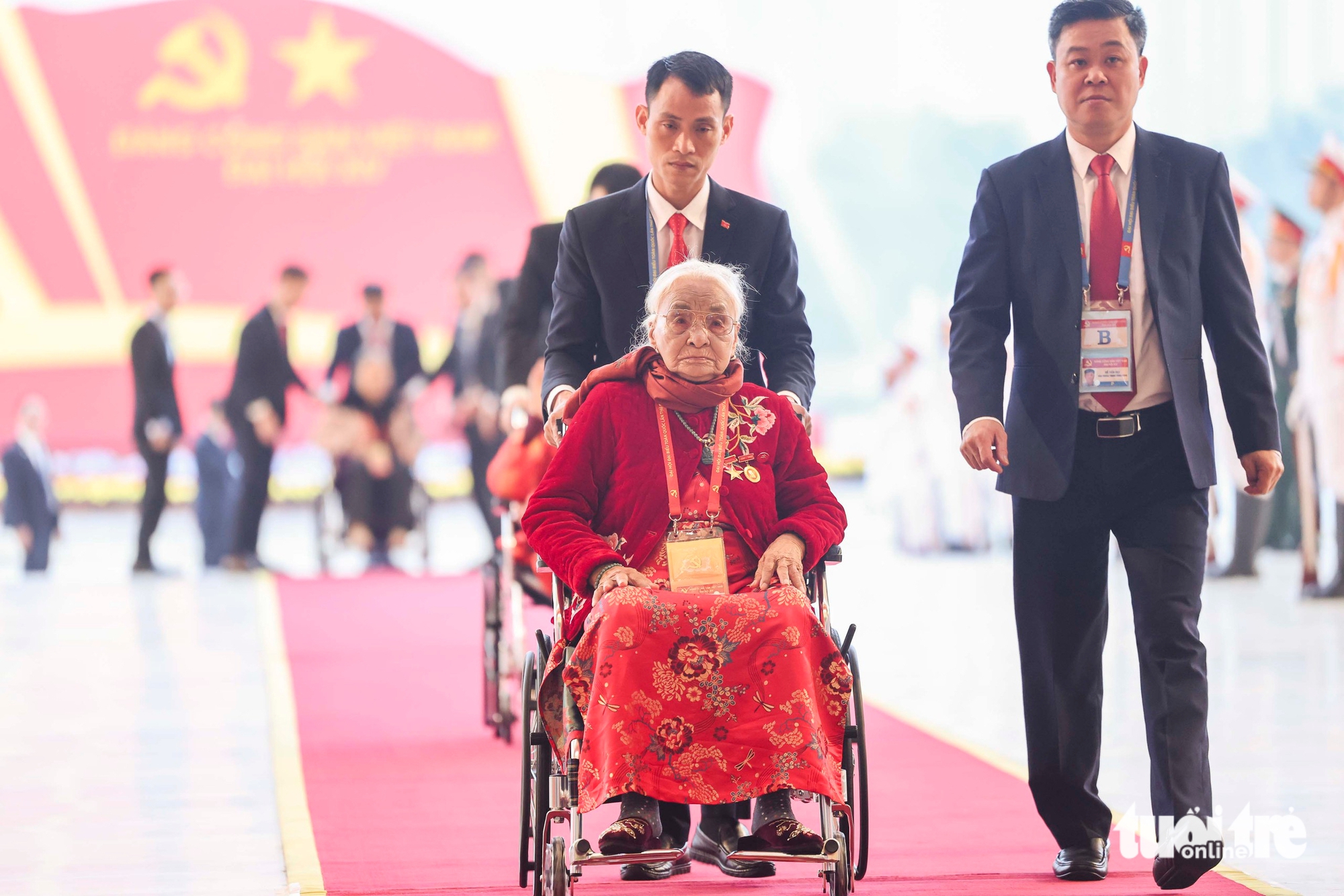 Những hình ảnh trang trọng tại phiên khai mạc Đại hội XIV của Đảng - Ảnh 1.