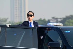 Ngắm cảnh sát, cảnh vệ các yếu nhân cùng dàn khí tài hiện đại tại tổng duyệt bảo vệ Đại hội XIV