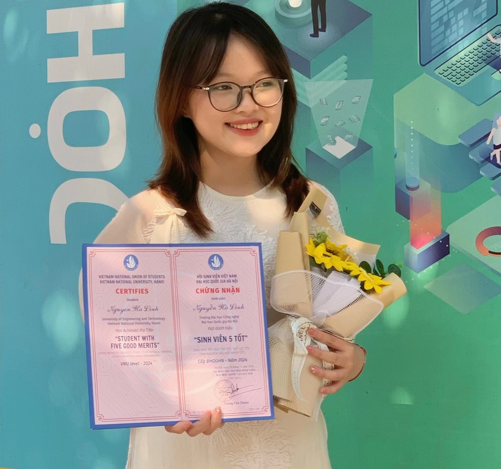 Nữ sinh công nghệ và hành trình chinh phục Sao Tháng Giêng - 1