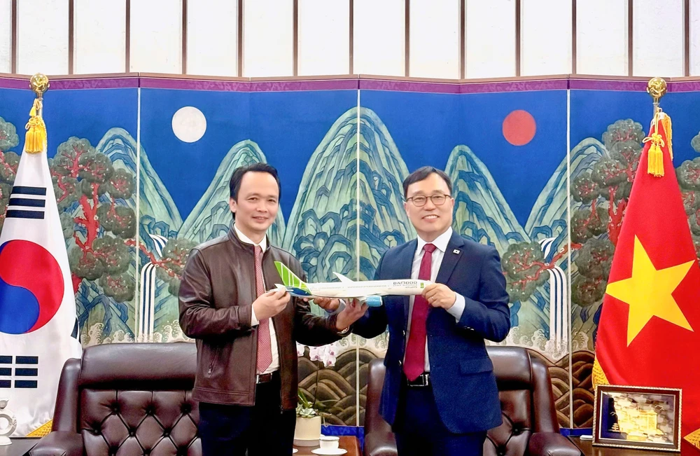 Ong Trinh Van Quyet bat ngo tai xuat gap Dai.webp