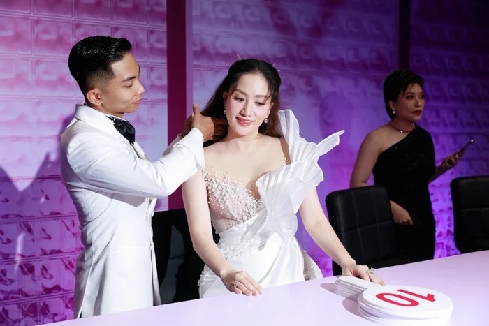 Phan Hiển hé lộ bí kíp giúp Khánh Thi trẻ lâu