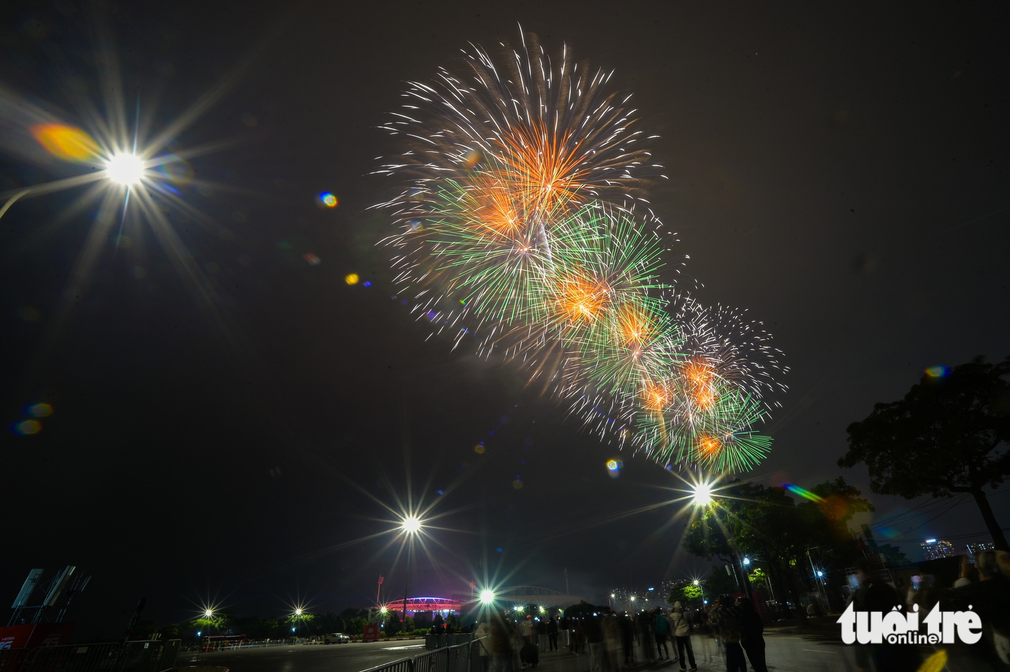 pháo hoa - Ảnh 4.