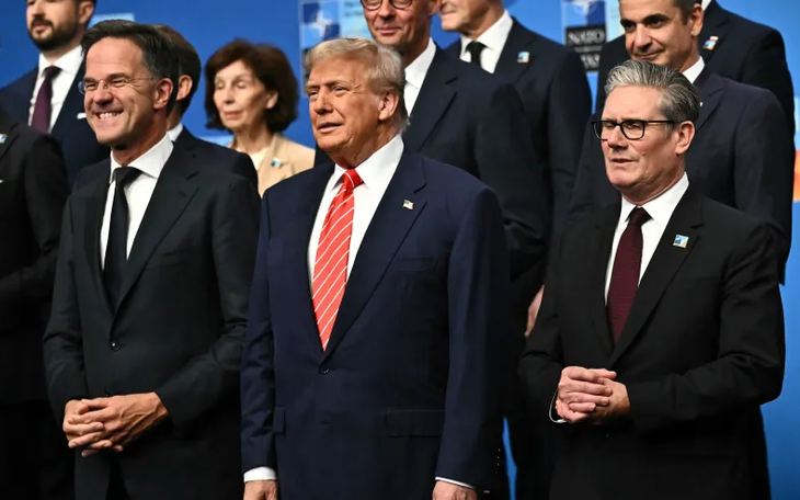 Pháp nghiêm túc cân nhắc rời NATO giữa những hoài nghi về liên minh với Mỹ - Ảnh 4.