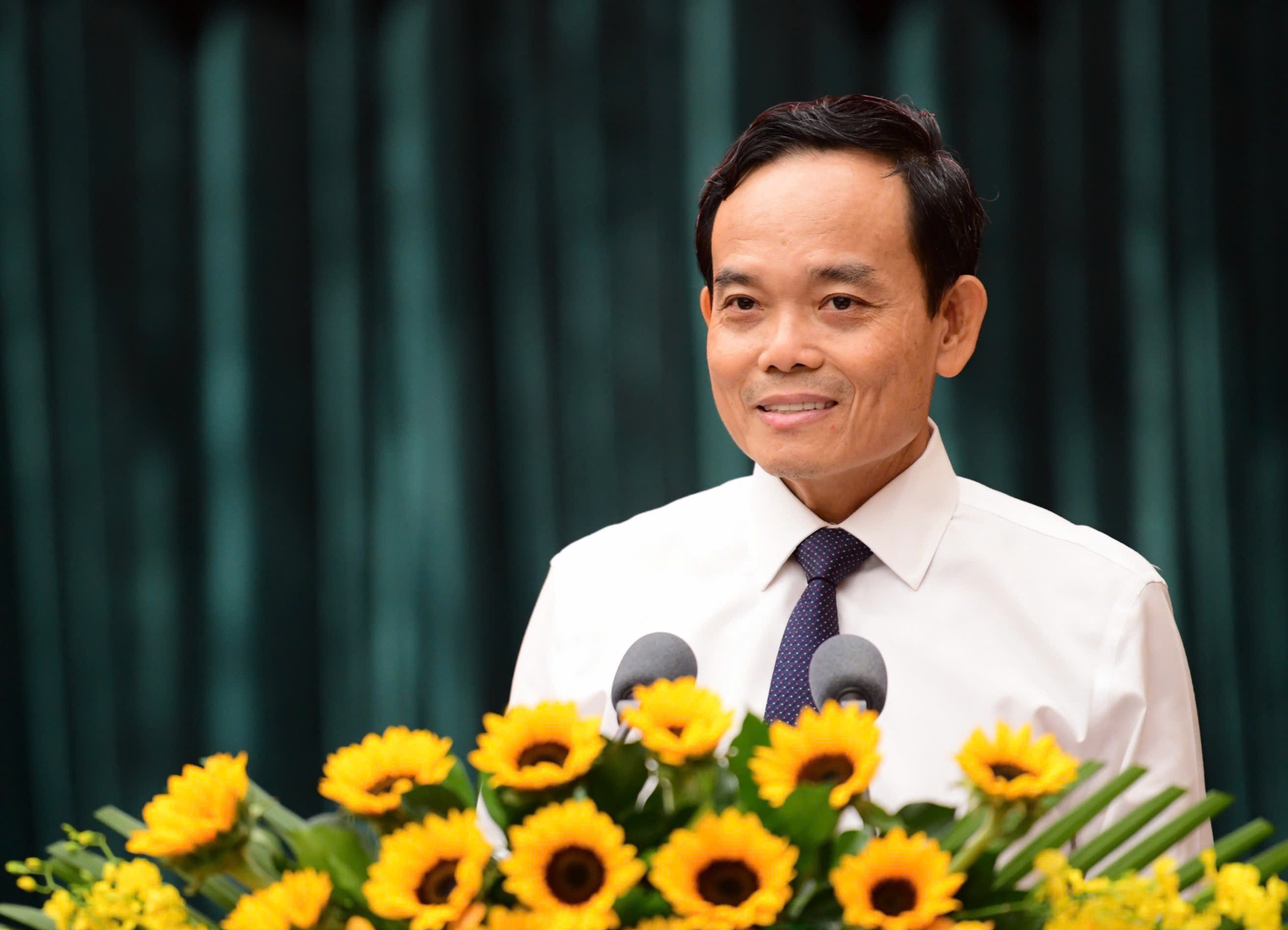 Phát huy trí tuệ, đoàn kết, đổi mới - Nền tảng cho giai đoạn phát triển mới của TP.HCM - Ảnh 1.