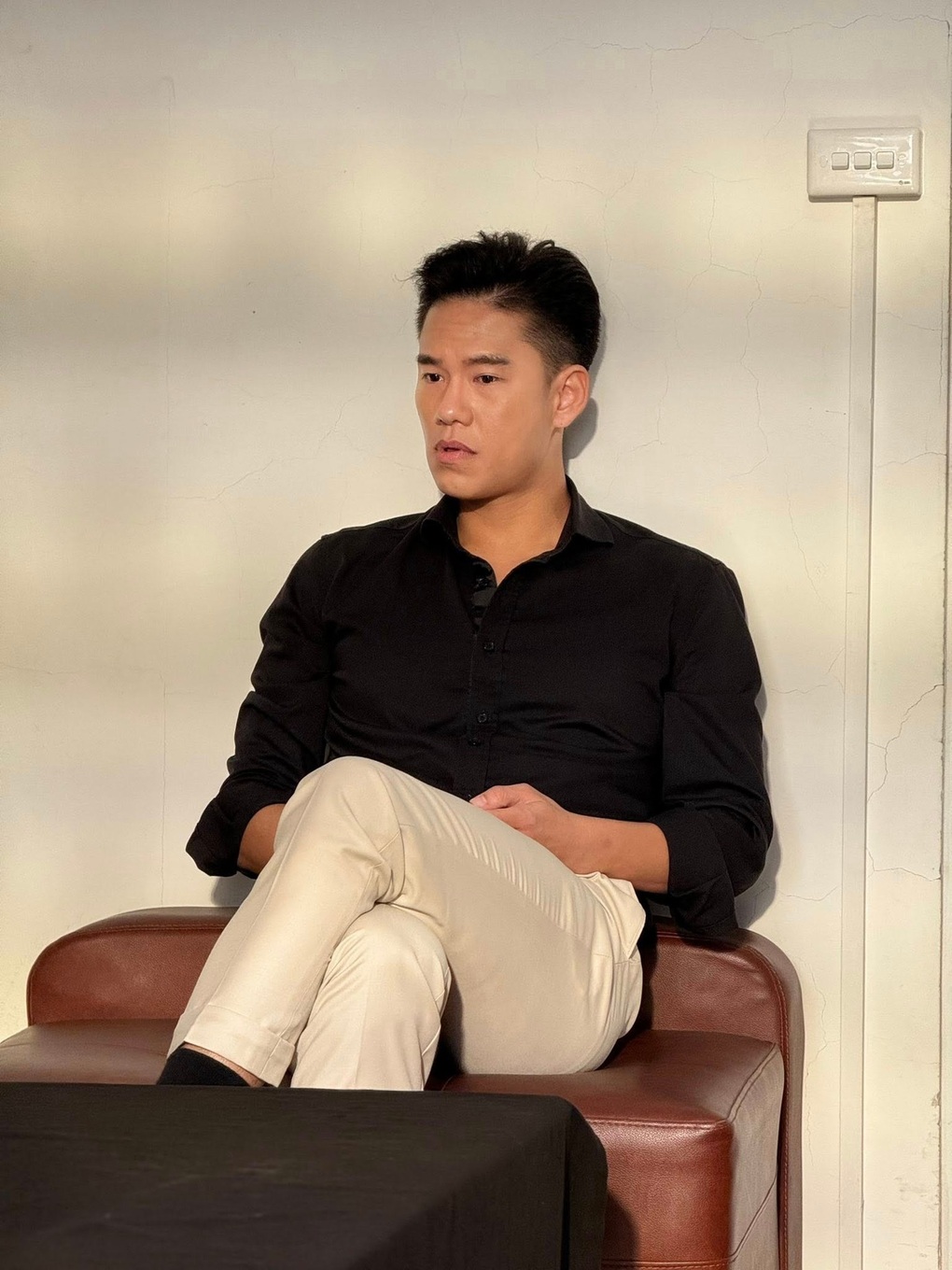 Phía sau cảnh phim giờ vàng VTV hút gần 9 triệu lượt xem - 1