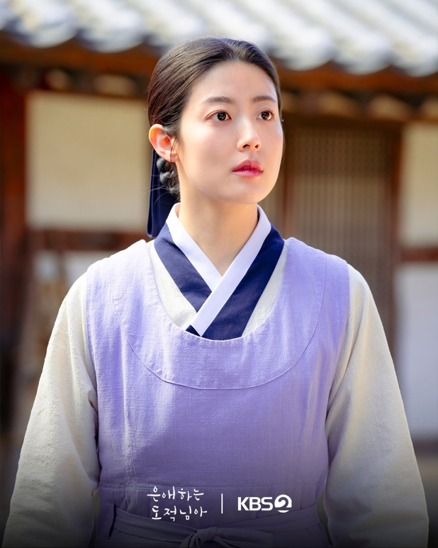 Mở màn 2026 bằng phim Hàn này là đúng bài: Nữ chính diễn đỉnh điên, vèo cái hết 2 tập giờ không biết sống sao- Ảnh 4. Mở màn 2026 bằng phim Hàn này là đúng bài: Nữ chính diễn đỉnh điên, vèo cái hết 2 tập giờ không biết sống sao- Ảnh 4.