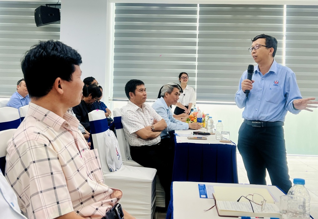 Phụ huynh yêu cầu được xem điểm số của con, trường đại học phản hồi gì? - 1