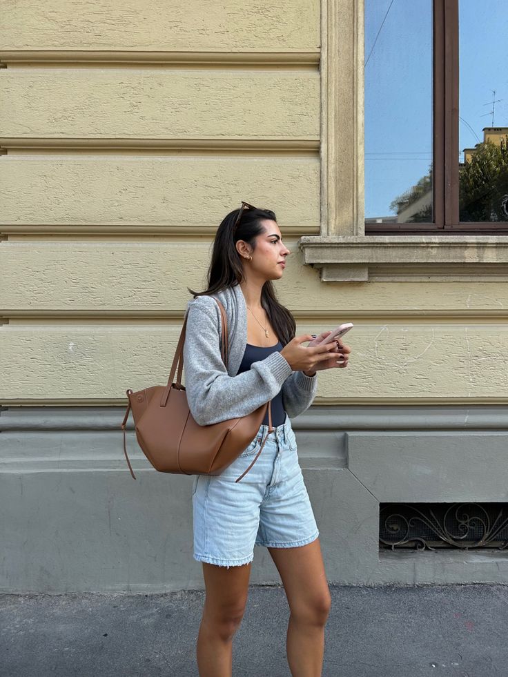 Polène sắp tăng giá, dân tình xếp hàng dài tranh thủ mua gom- Ảnh 4.