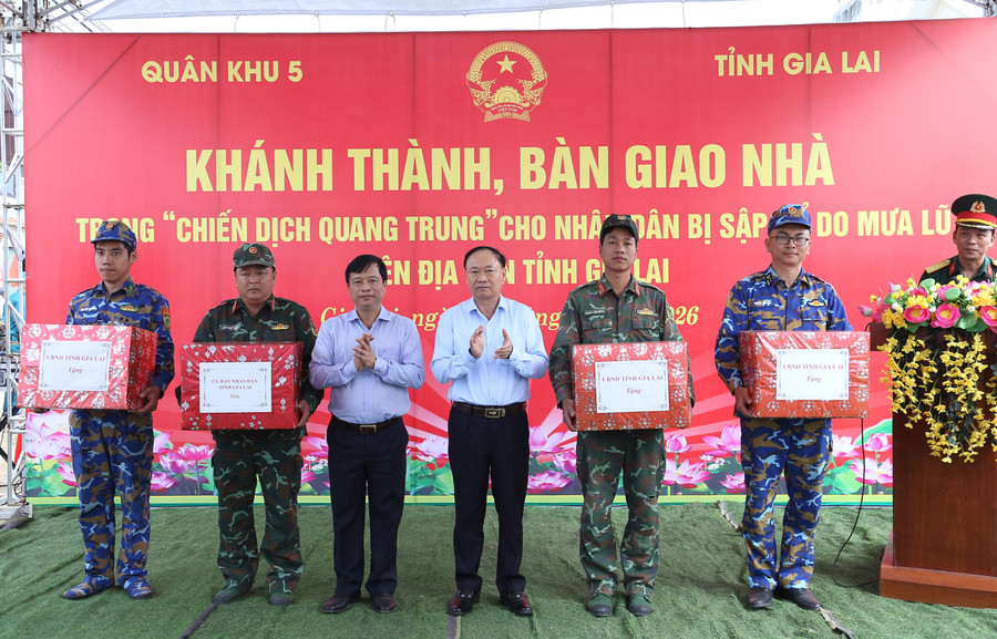 Bàn giao gần 350 căn nhà trong “Chiến dịch Quang Trung” cho người dân Gia Lai, Đà Nẵng, Đắk Lắk - Ảnh 2.