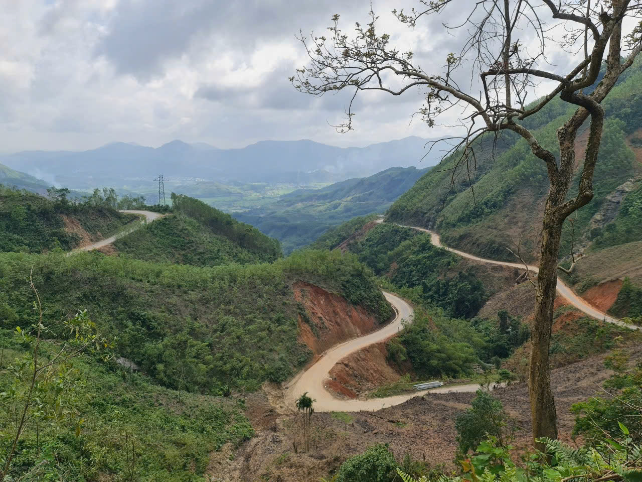 Quảng Ngãi đề xuất đầu tư 2.350 tỉ đồng hoàn thiện QL24 - Ảnh 1.