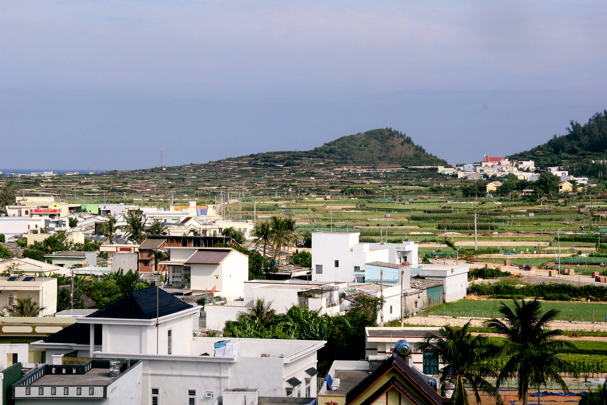 Quảng Ngãi điều chỉnh bảng giá đất, sát giá thị trường từ ngày 1-1-2026 1 Quảng Ngãi điều chỉnh bảng giá đất, sát giá thị trường từ ngày 1-1-2026 - Ảnh 1.