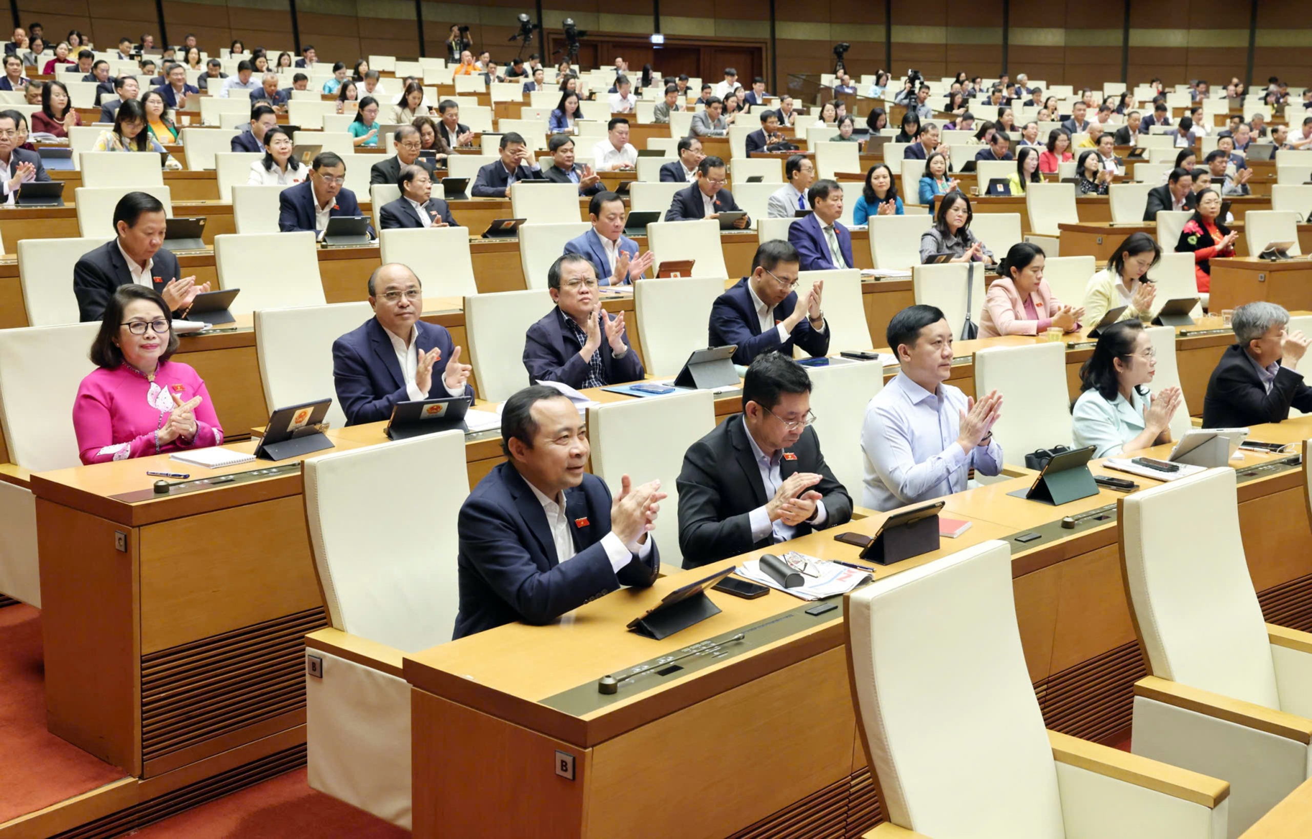 quốc hội - Ảnh 1.