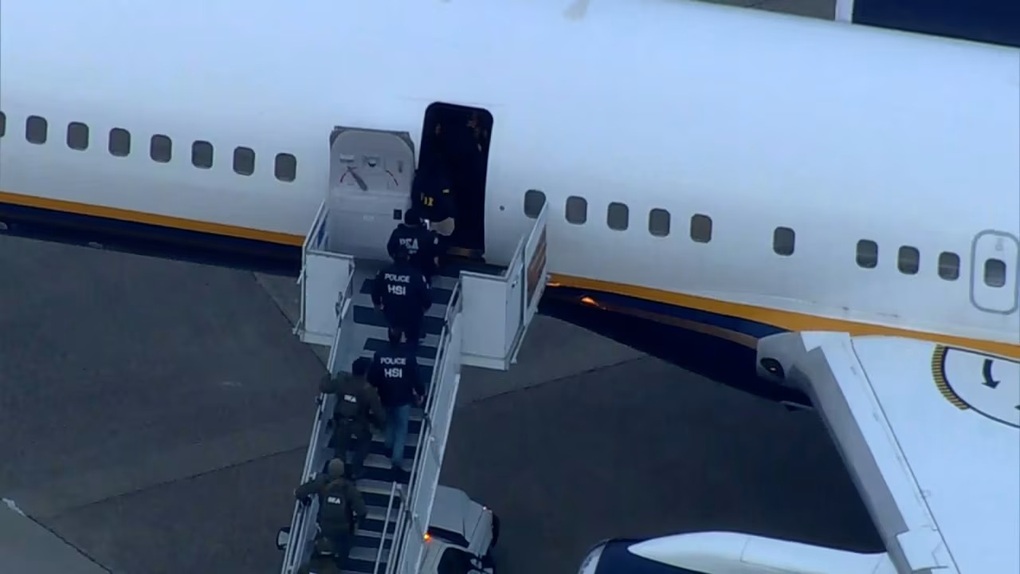 Quốc tế phản ứng sau vụ Mỹ bắt giữ vợ chồng Tổng thống Venezuela - 1