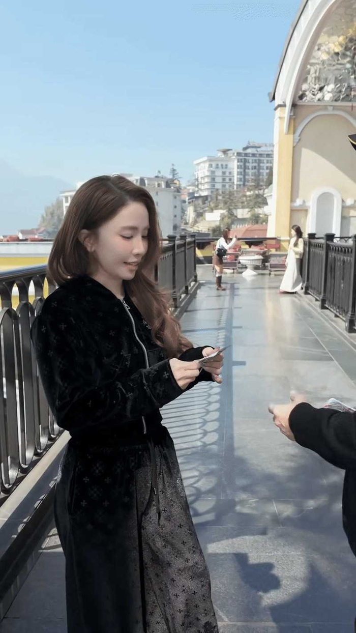 Quynh Nga Viet Anh cuoi cung cung chiu cong