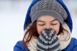 Ai có nguy cơ liệt dây thần kinh số 7 khi trời lạnh?