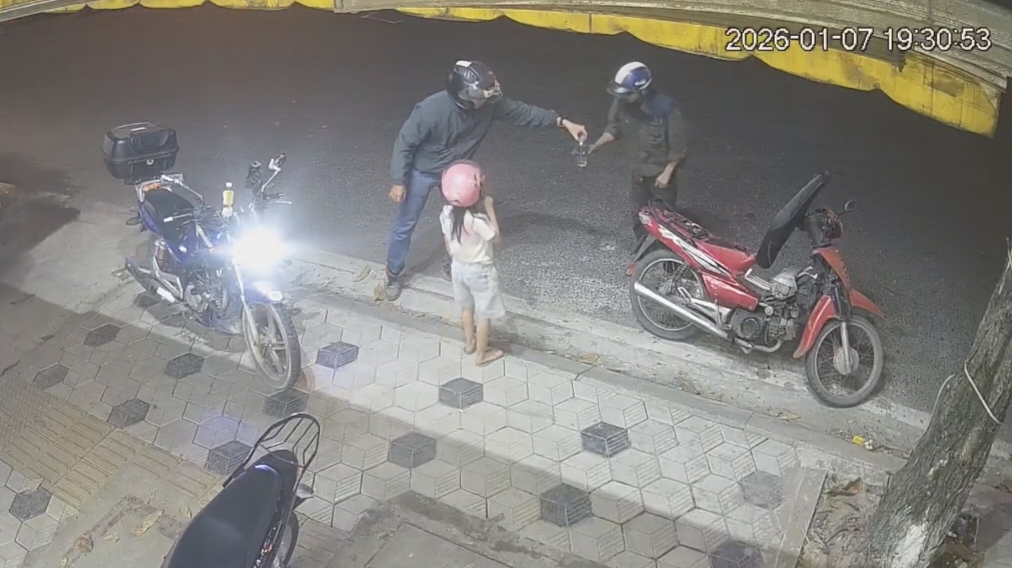 hết xăng - Ảnh 1.