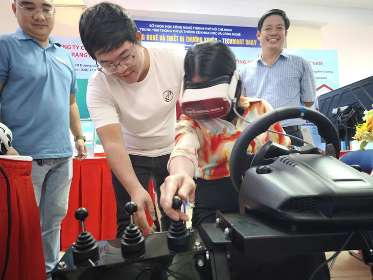 sàn giao dịch - Ảnh 1.