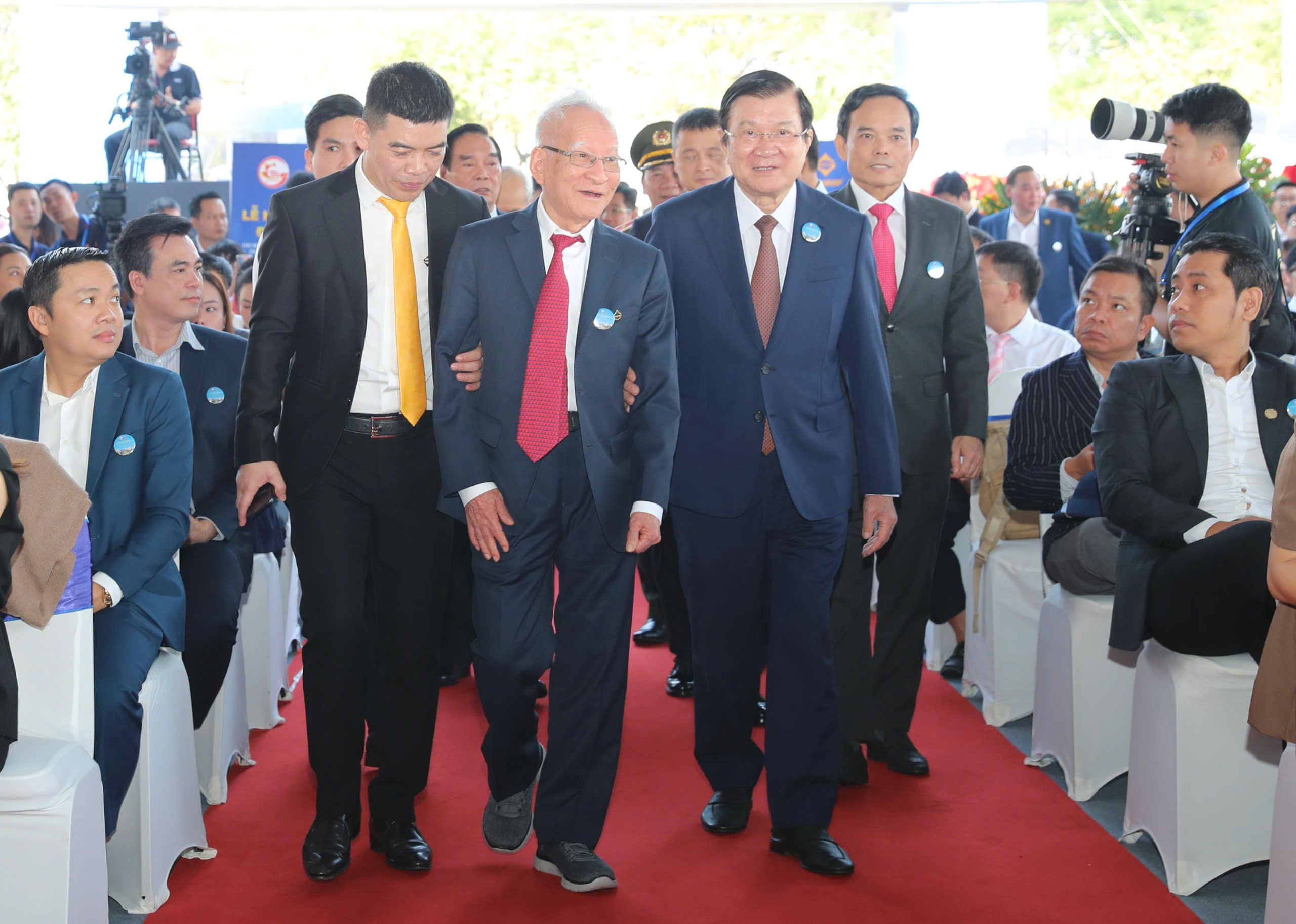 Khởi công dự án Khu liên hợp Thể dục thể thao quốc gia Rạch Chiếc 70 . 000 Chỗ ngồi - Ảnh 1.