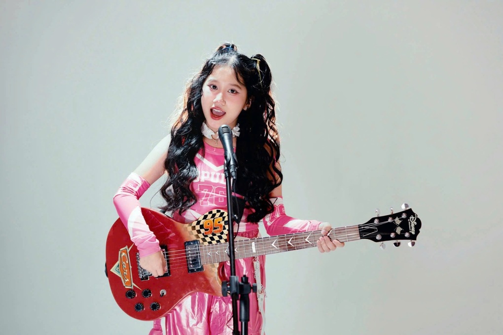 Sao nhí 13 tuổi đóng với Thanh Sơn, Hoàng Hà trong phim giờ vàng VTV là ai? - 2