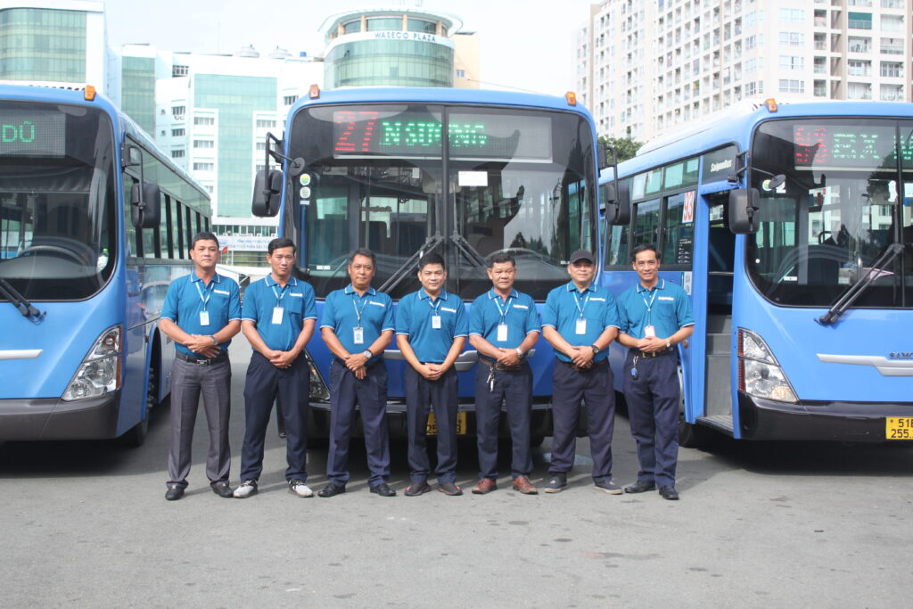 Sau hơn 3 năm lãi, Xe khách Sài Gòn bất ngờ báo lỗ 1 Xe khách Sài Gòn - Ảnh 1.
