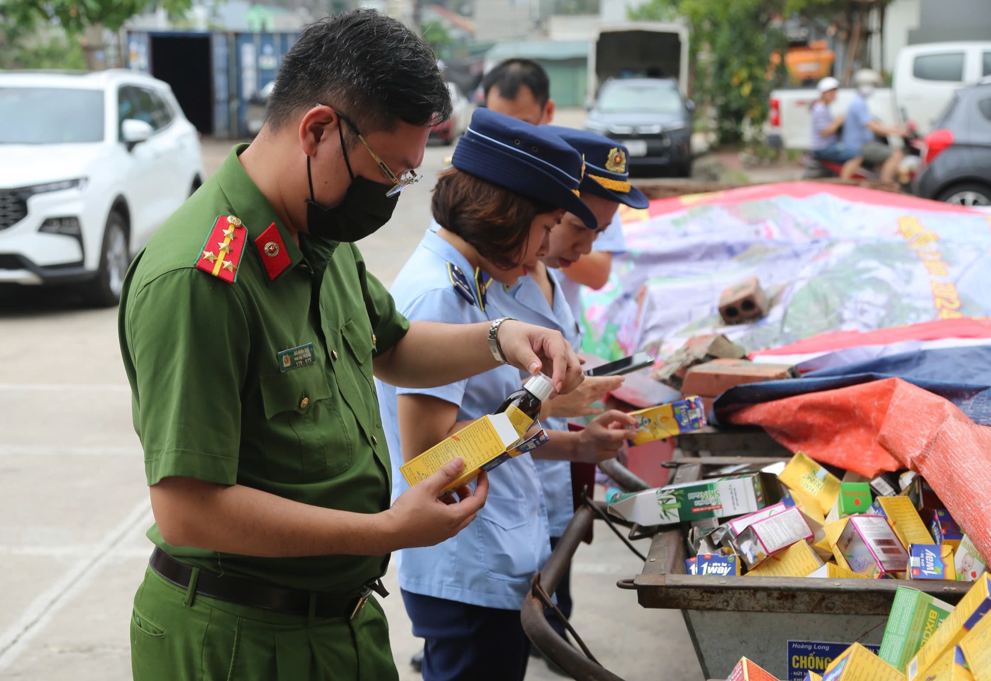 Sau loạt thực phẩm chức năng giả, sữa giả: Khẩn trương sửa Luật An toàn thực phẩm để gỡ vướng 1 an toàn thực phẩm - Ảnh 1.