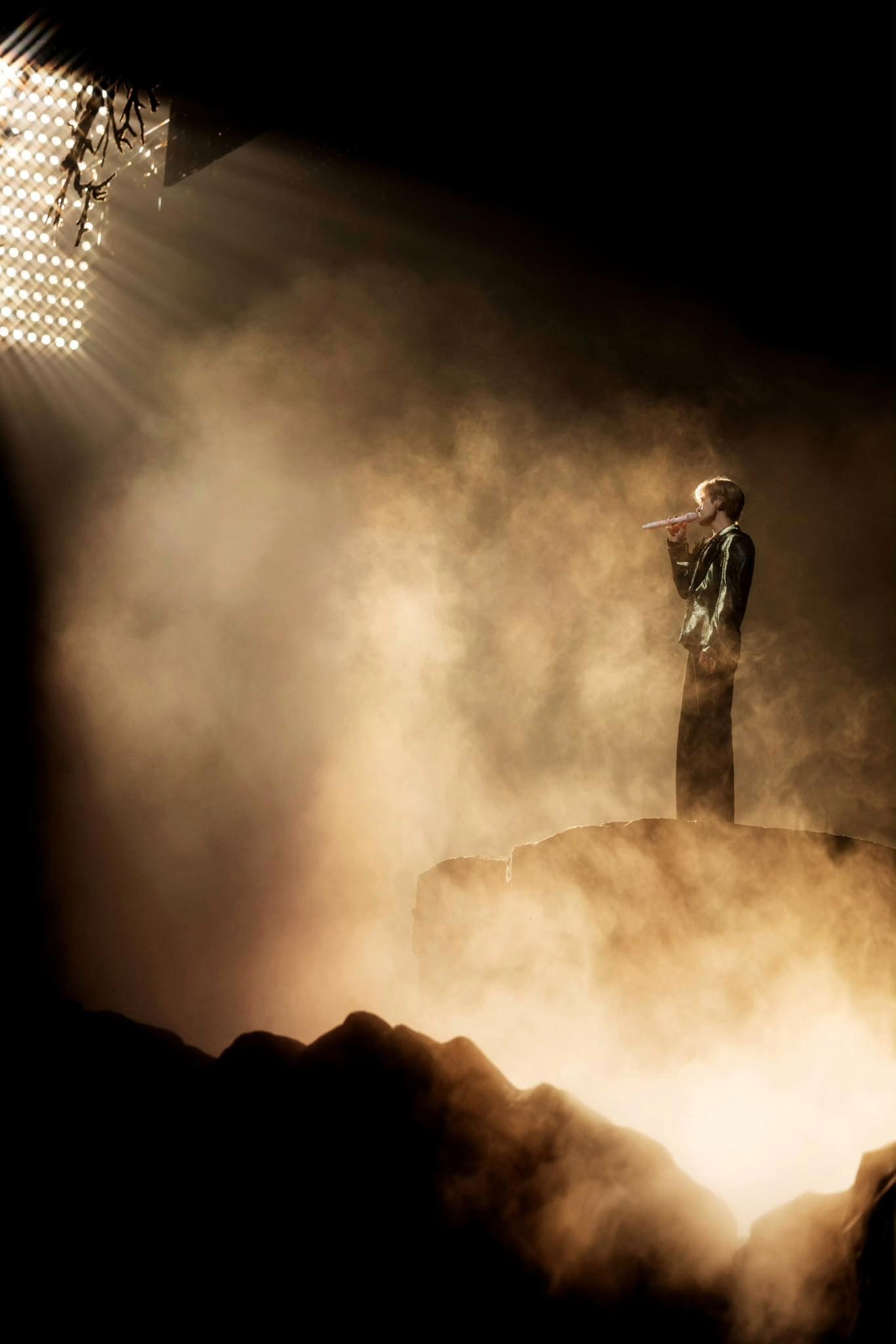 Siêu concert bị nghi hút hết 