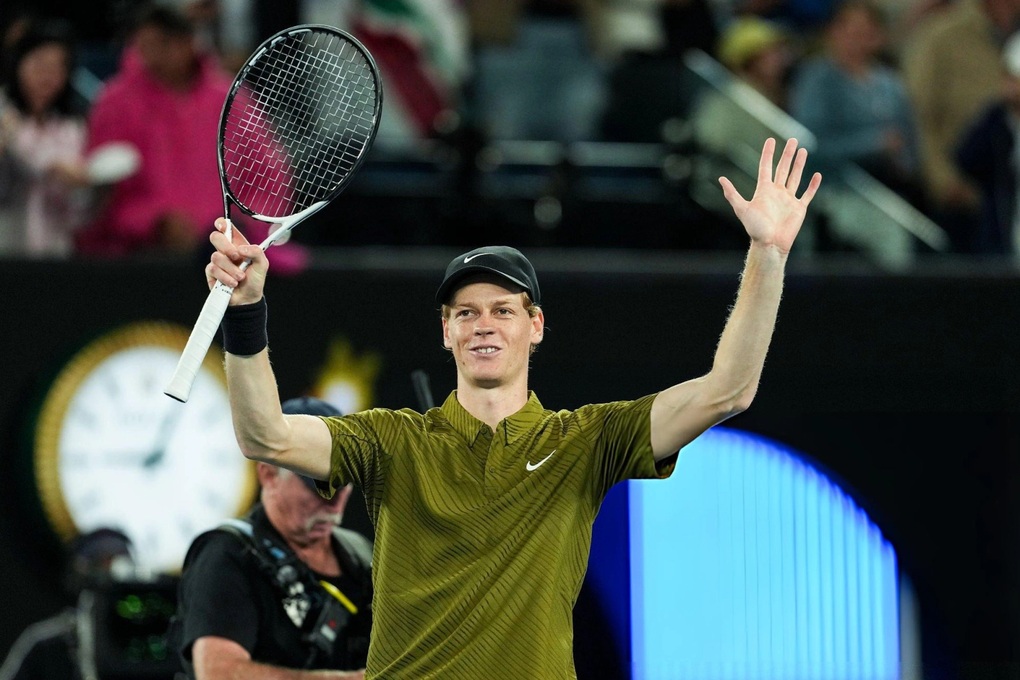 Sinner thắng dễ, Djokovic thẳng tiến tại Australian Open - 1