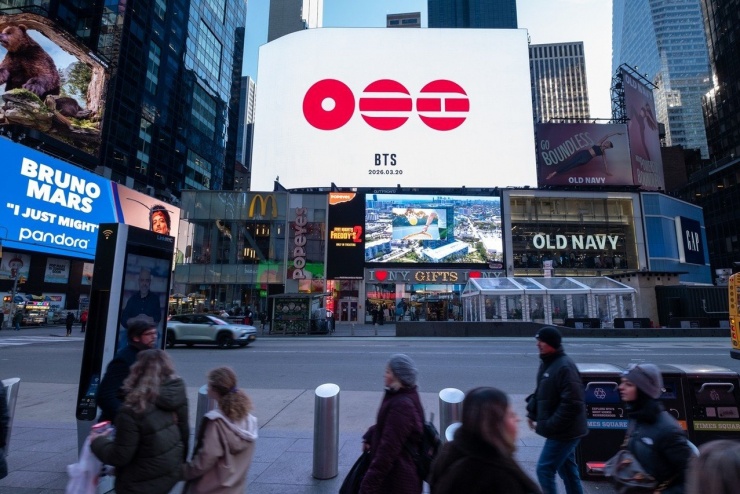 Sự trở lại của BTS và cuộc chiến về chỗ ở - 1