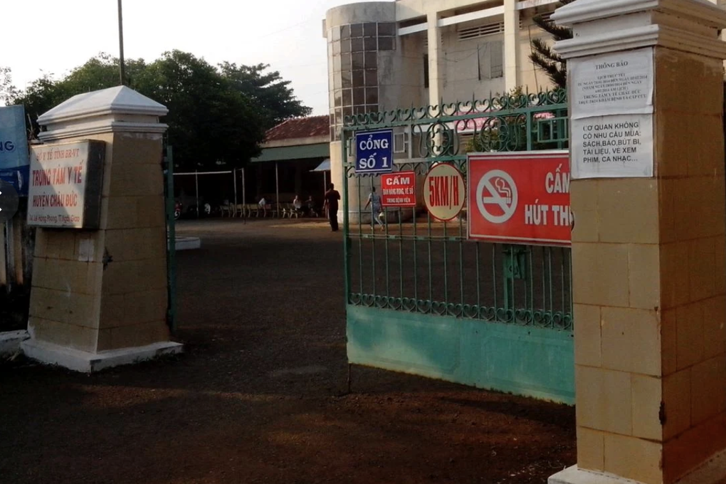 TPHCM: Làm rõ thông tin sản phụ sinh con trên taxi khi chuyển viện - 1