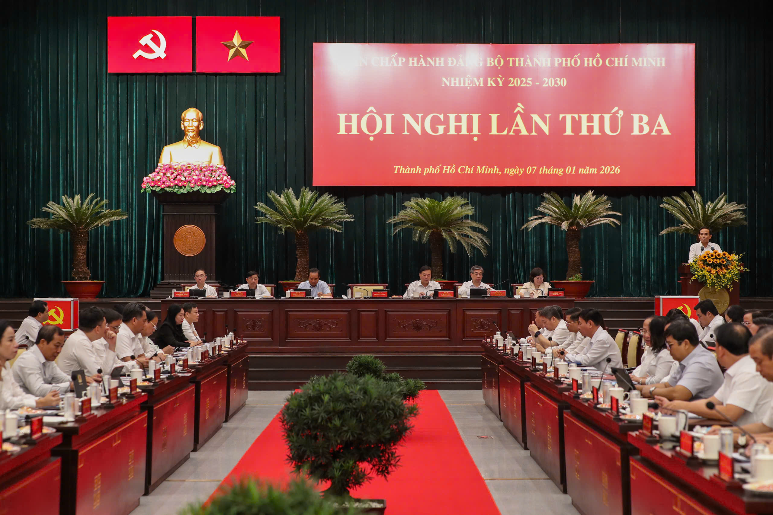 - Ảnh 1. - Ảnh 1.