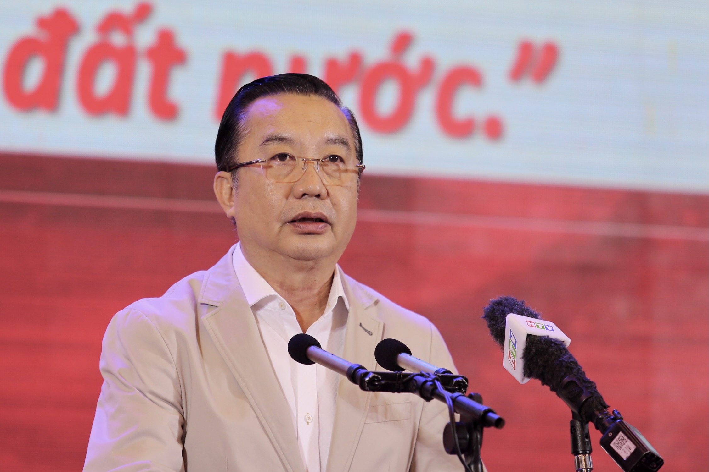 TP.HCM sơ kết Cuộc vận động 'Toàn dân rèn luyện thân thể theo gương Bác Hồ vĩ đại' - Ảnh 1.