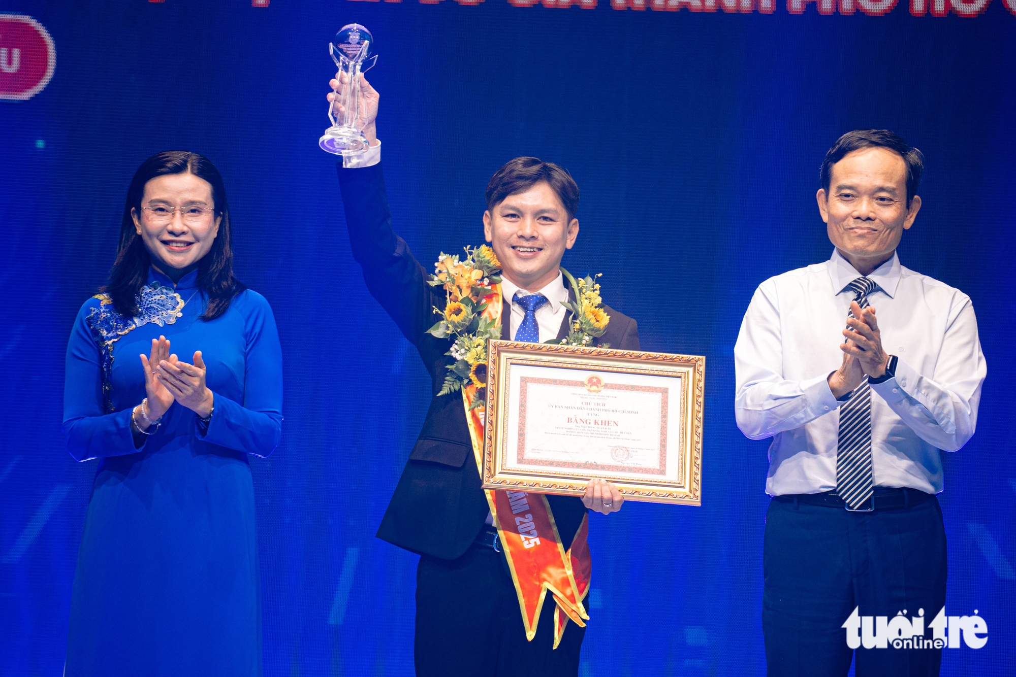 công dân trẻ - Ảnh 1.