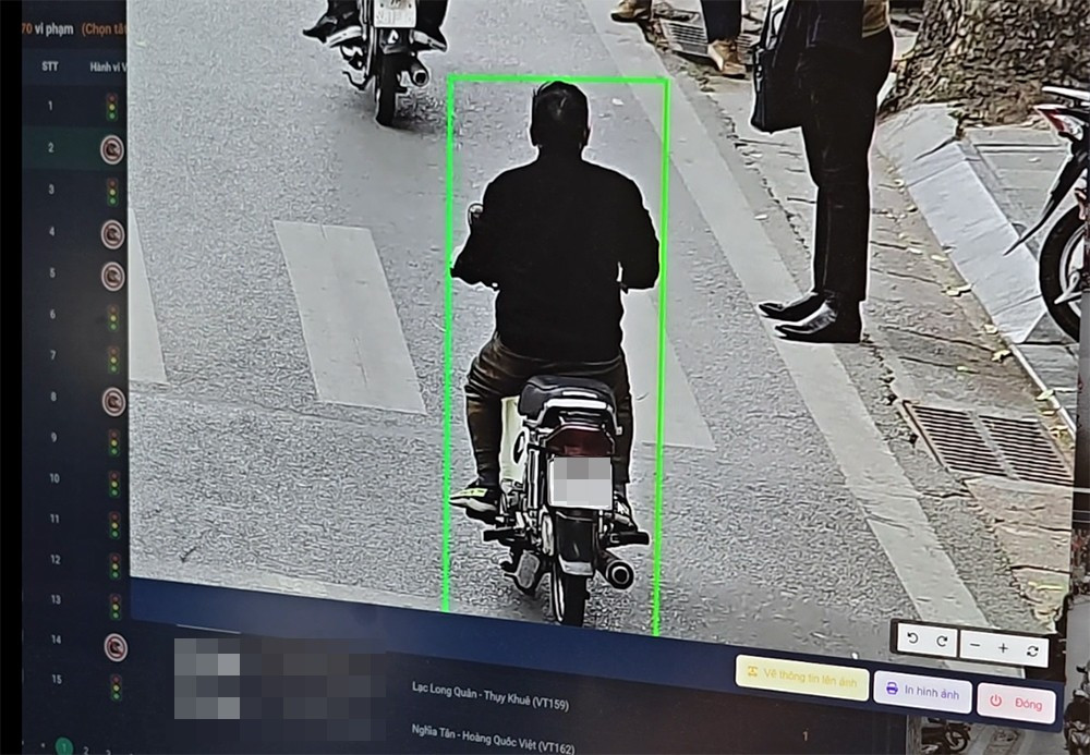 Tài xế bất ngờ khi thấy hình ảnh vi phạm 