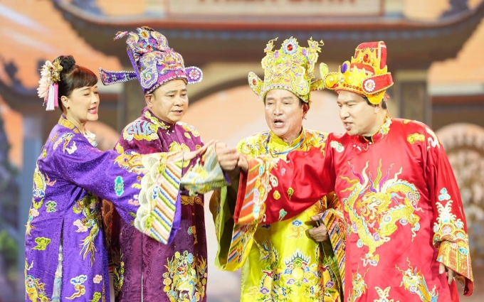 Từ trái sang: Nghệ sĩ Vân Dung, Tự Long, Chí Trung, Quang Thắng trong Táo quân 2025. Ảnh: VFC