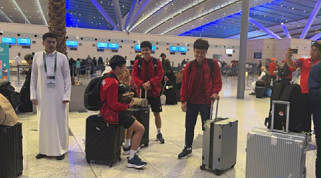 Thái Sơn tiết lộ mục tiêu ‘cực khủng’ khi về Việt Nam: Tôi sẽ ăn lẩu- Ảnh 1. Thái Sơn tiết lộ mục tiêu ‘cực khủng’ khi về Việt Nam: Tôi sẽ ăn lẩu- Ảnh 1.