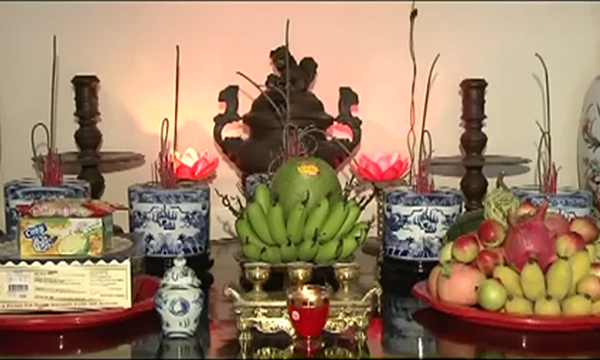 Thắp hương 1 nén hay 3 nén mới là đúng? Chuyên gia đưa ra giải thích chi tiết
- Ảnh 2.