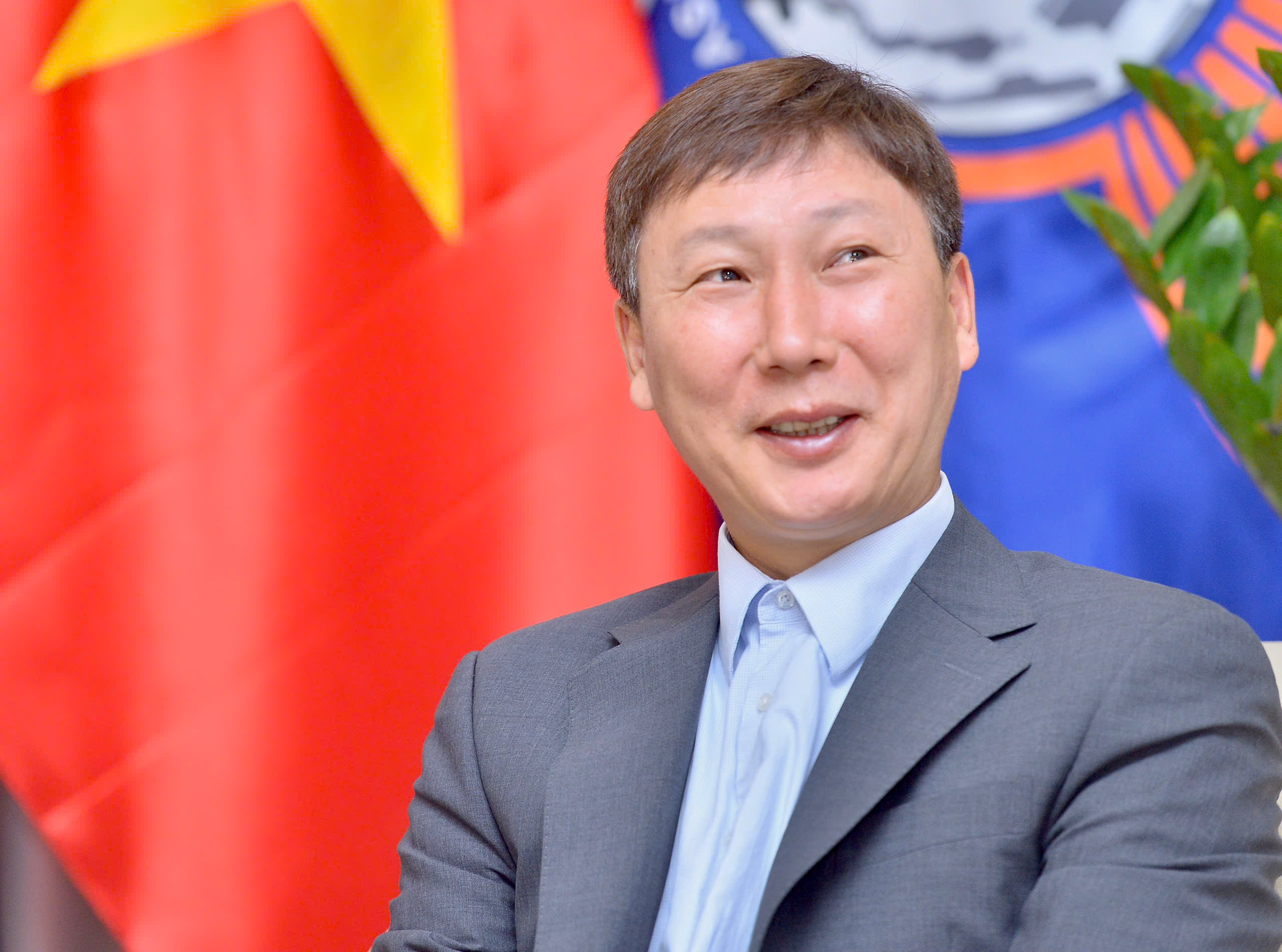 Lời động viên xúc động của vợ HLV Kim Sang-sik: 'Anh và U.23 Việt Nam đã rất vất vả rồi...'- Ảnh 2. Lời động viên xúc động của vợ HLV Kim Sang-sik: 'Anh và U.23 Việt Nam đã rất vất vả rồi...'- Ảnh 2.