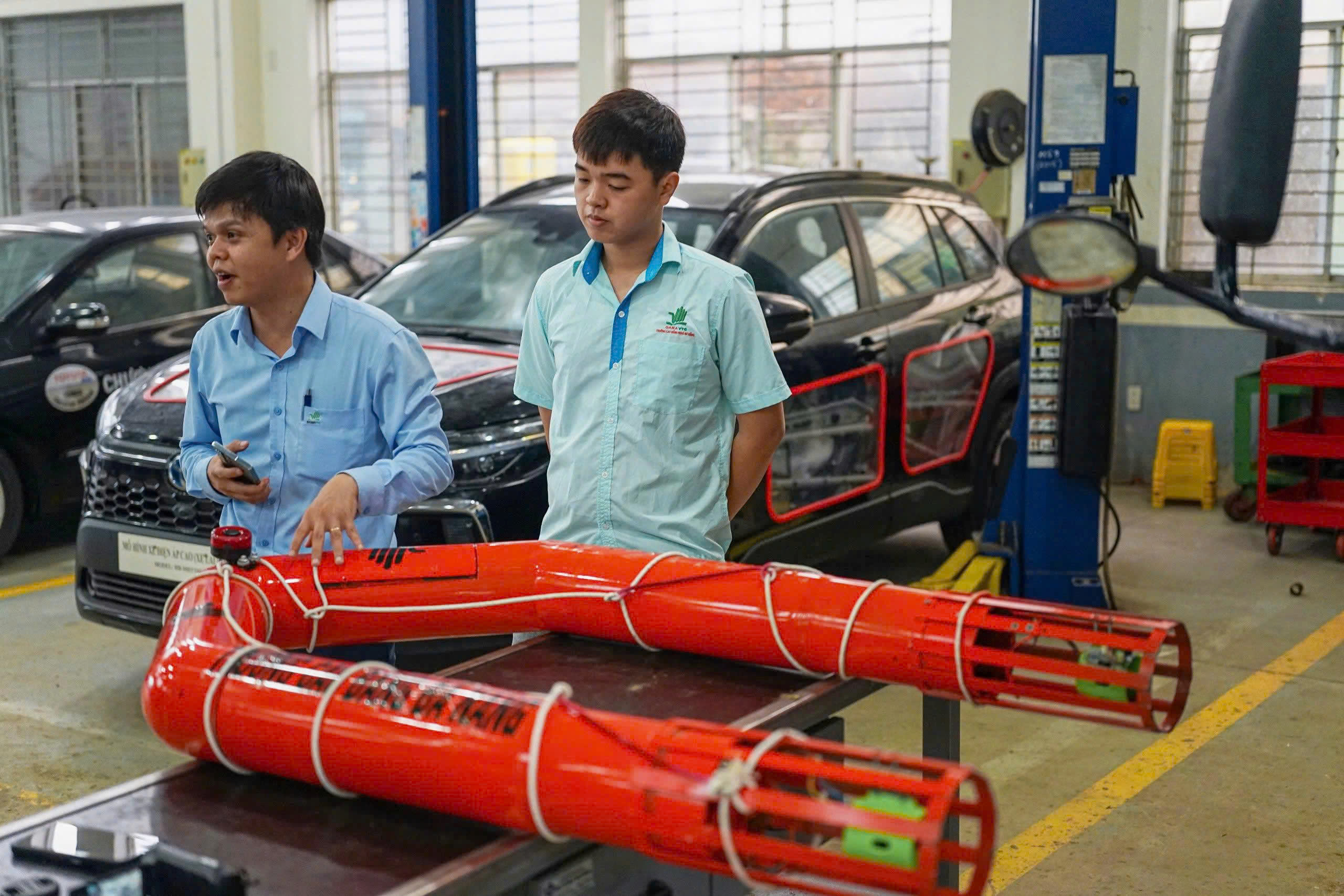 phao cứu sinh - Ảnh 1.