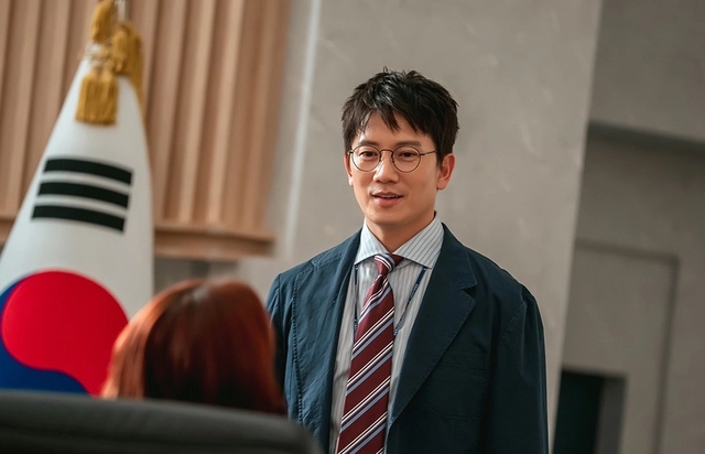 Xuất hiện phim Hàn xem thì ức chế mà bỏ thì không nỡ, nam chính là ông hoàng rating diễn đỉnh cực kỳ- Ảnh 2.