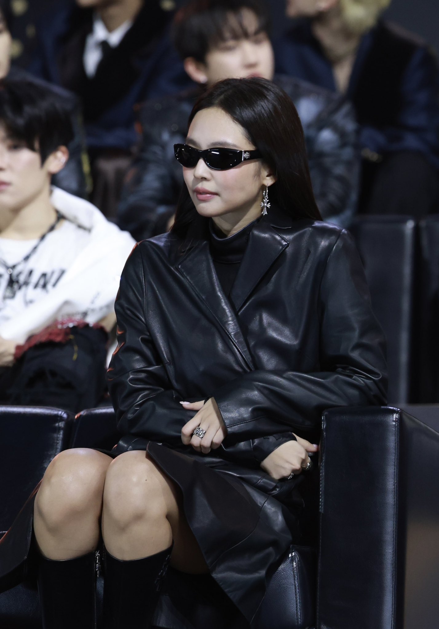 Khoảnh khắc đỉnh nhất của Jennie hiện tại: Thế lực gì đây sao ngầu thế!- Ảnh 7. Khoảnh khắc đỉnh nhất của Jennie hiện tại: Thế lực gì đây sao ngầu thế!- Ảnh 7.