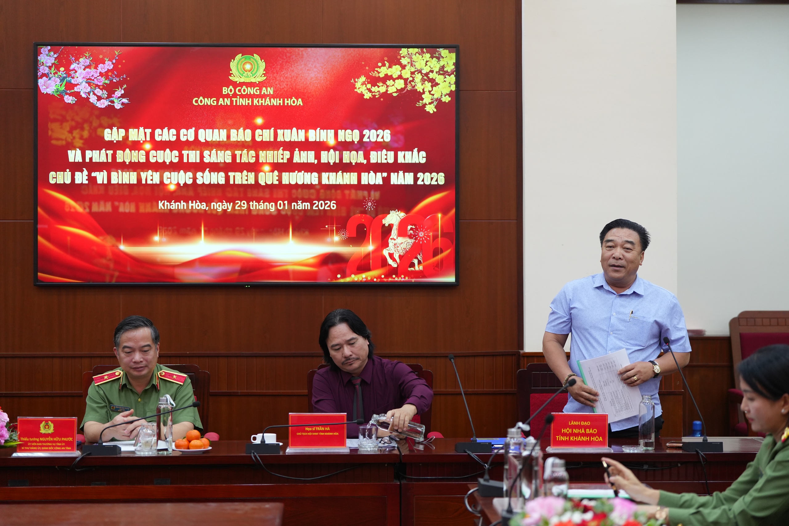 Thi sáng tác nghệ thuật 'Vì bình yên cuộc sống trên quê hương Khánh Hòa'- Ảnh 1.