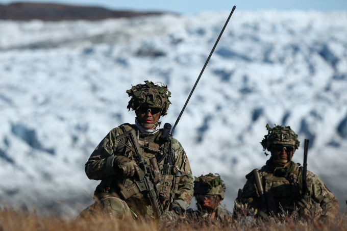 Binh sĩ Đan Mạch trong cuộc tập trận chung với Đức, Pháp, Thụy Điển và Na Uy tại Kangerlussuaq, Greenland tháng 9/2025. Ảnh: Reuters