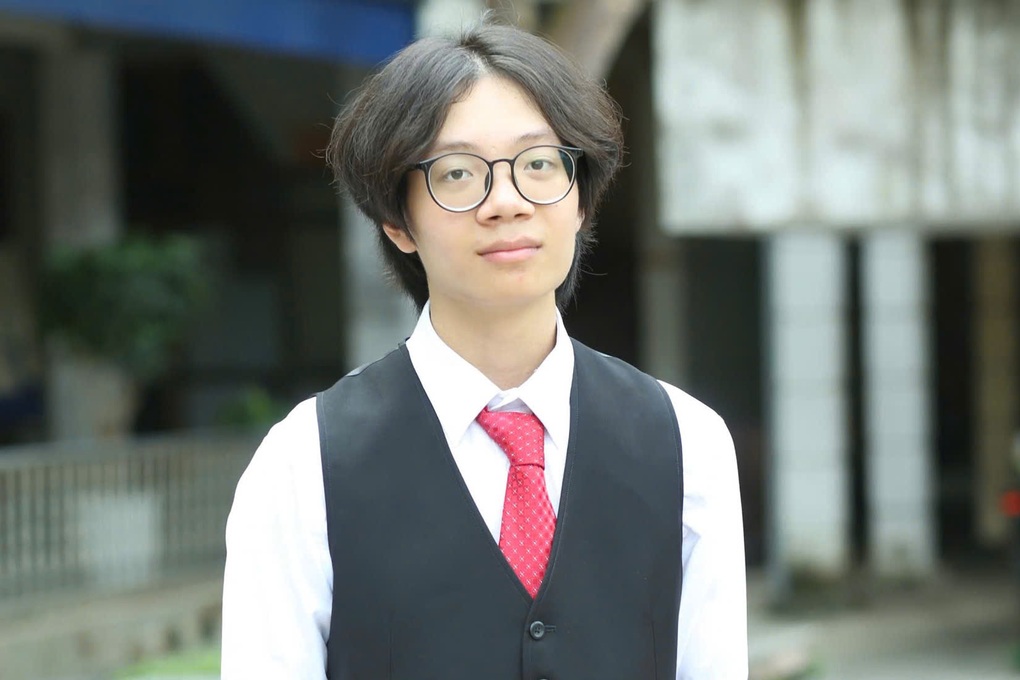 Thủ khoa HSG quốc gia môn tiếng Anh kể về nỗi ám ảnh khi đi dạy thêm - 1