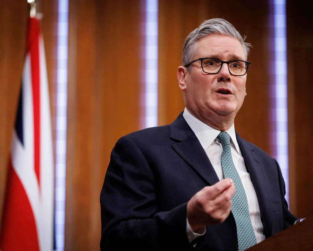 Thủ tướng Anh Keir Starmer. Ảnh: Tolga Akmen/EPA Thủ tướng Anh chỉ trích ông Trump về phát ngôn liên quan lính NATO ở Afghanistan