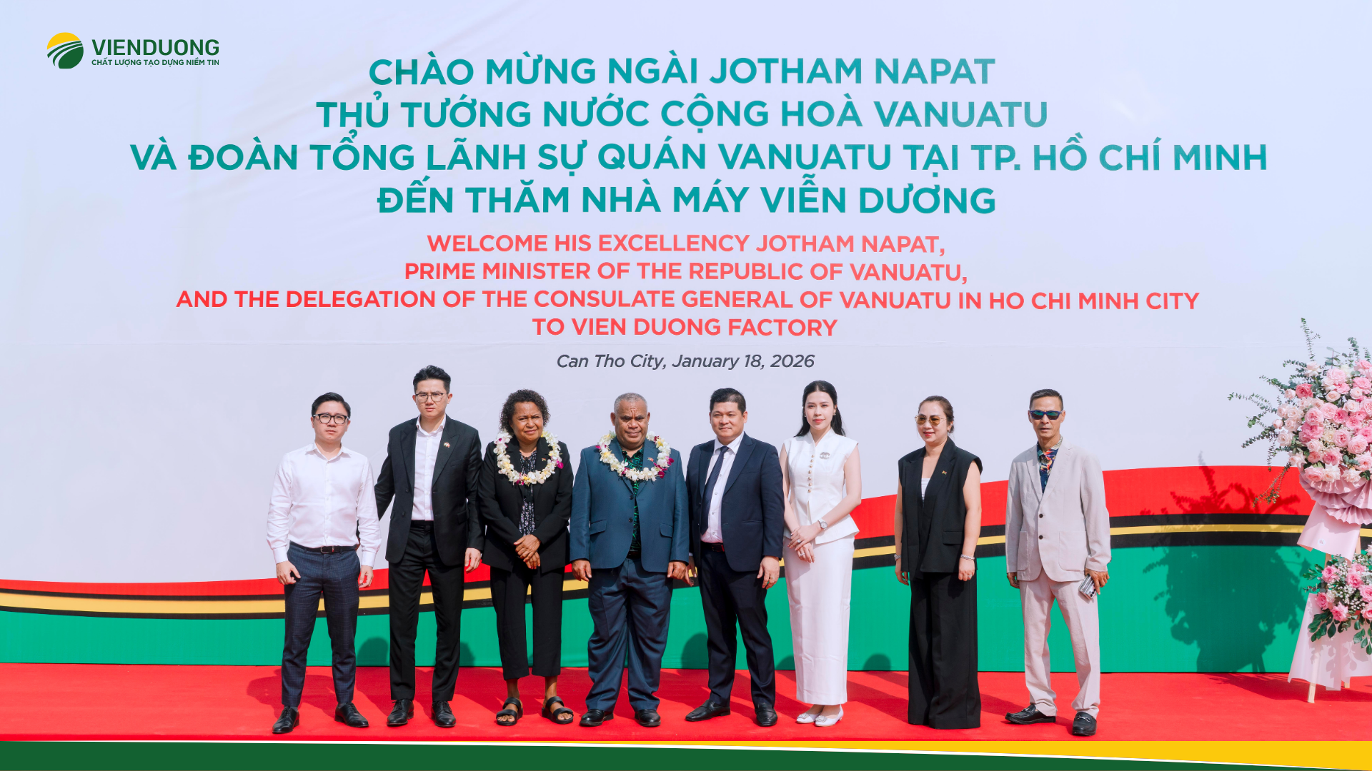 Thủ tướng Cộng hòa Vanuatu Jotham Napat tham quan nhà máy gạo xuất khẩu Viễn Dương

- Ảnh 1.