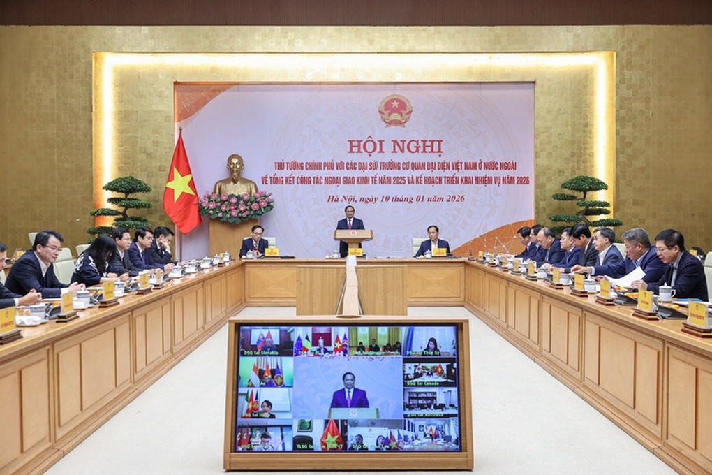 Thủ tướng: Sớm hoàn thiện chương trình hỗ trợ doanh nghiệp Việt ra thế giới - 1