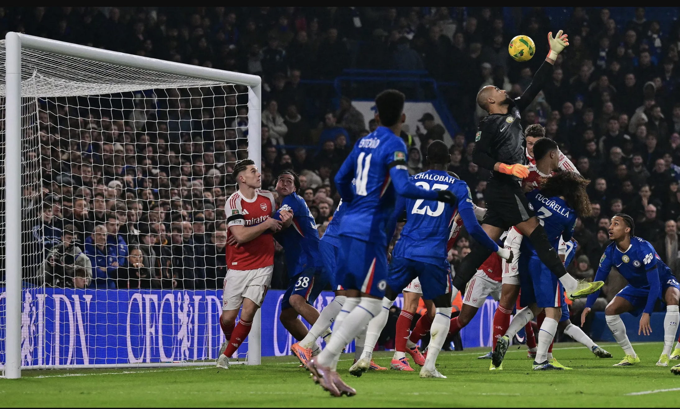 Thua Arsenal ở Stamford Bridge, Chelsea mơ lật ngược tình thế League Cup - Ảnh 1.