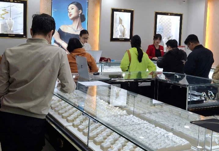 - Ảnh 2. - Ảnh 2.