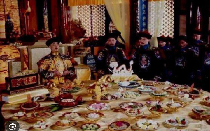 Thực hư chuyện hoàng đế Trung Quốc không được ăn quá 2 miếng mỗi món- Ảnh 1.