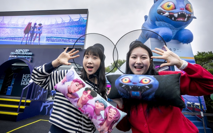 Tiếng Hàn bị lép vế trong K-pop - Ảnh 1.